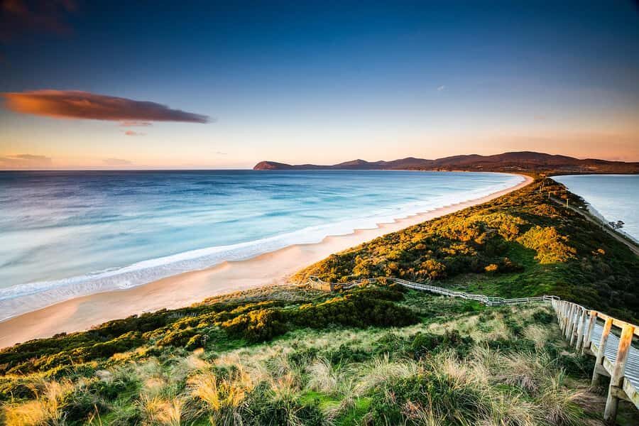 From Hobart: Full-Day Bruny Island Tour with Guide - Bruny Island Works as a Full-Day Escape From Hobart