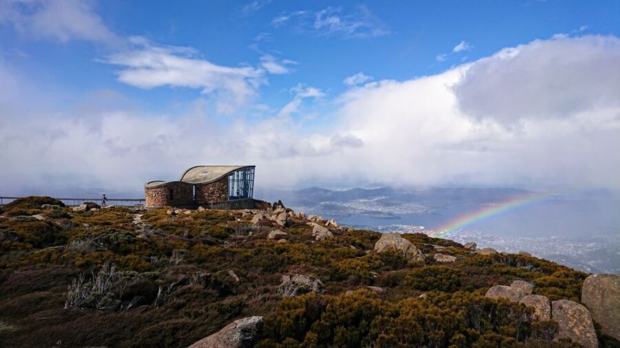 Hobart: kunanyi/Mt Wellington Explorer Bus Pass - What to Bring for a Cold, Windy Summit (Not Just Comfortable Shoes)