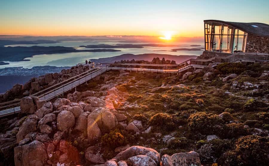 Hobart: nipaluna Half-Day Highlights Tour - The Guided Hobart CBD City Loop: Commentary From the Driver Seat