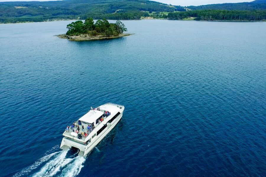 Port Arthur Historic Site Admission and Tour Options - On the Water: The 20-Minute Harbour Cruise Around the Isle of the Dead